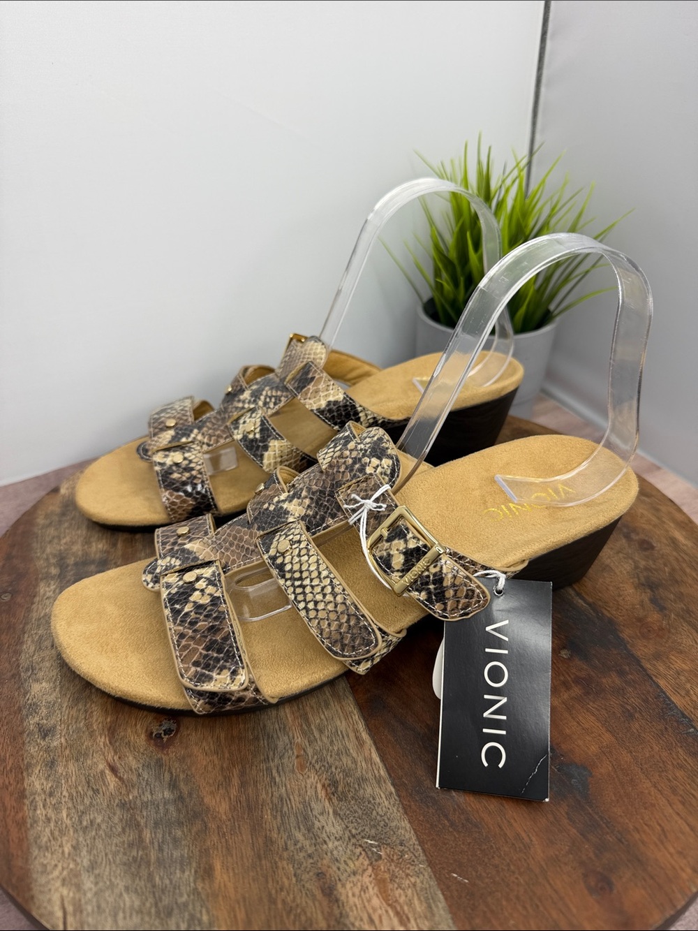 Vionic “Radia” Brown Snake-Print Strappy Wedge Sandals - Size: 9 NWT